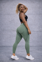 Cam Dyer Women’s Leggings