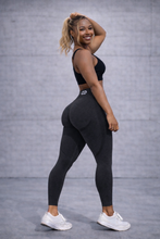 Cam Dyer Women’s Leggings